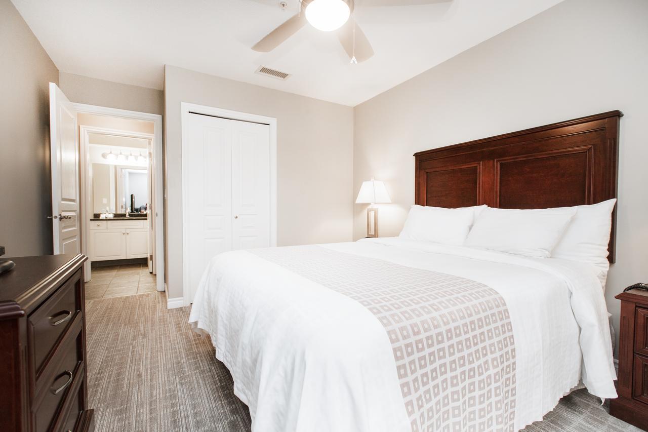 Canterra Suites Hotel Edmonton Extérieur photo